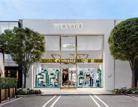 versace corporate nyc|Versace boutique in NYC.